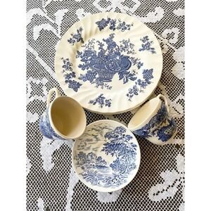 Bountiful Myott Meakin Plates Staffordshire England Enoch Wedgewood Saucers Cups